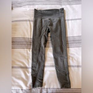 Yummie vintage/distressed moto legging